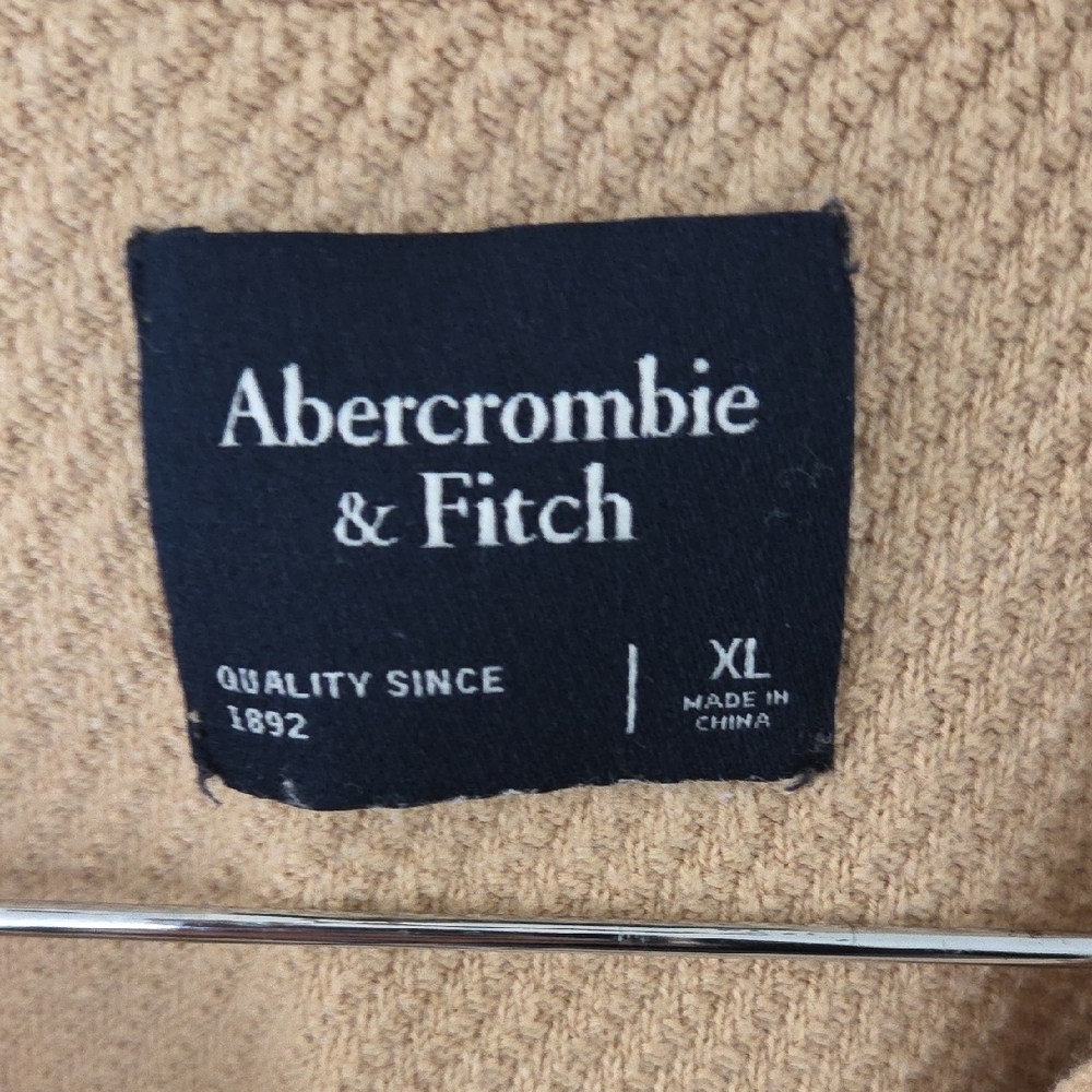Abercrombie & Fitch Tan and White Knit Button Down Polo - Picture 5 of 7